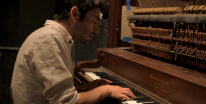 Leif_piano