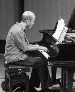 Victor Mestas-Piano player